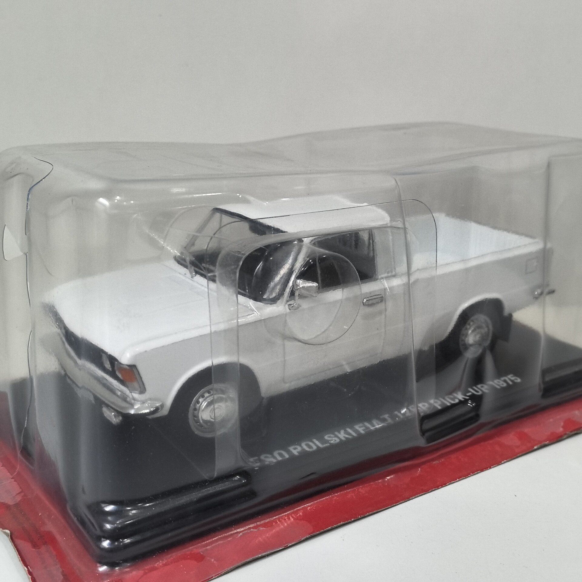 Box Cracking Diecast IXO 1/24  – Battery Case Storage Bewertung und Preis